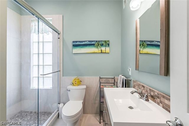 3204 Benicia CT, Naples, FL 34109