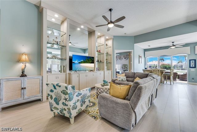 3204 Benicia CT, Naples, FL 34109