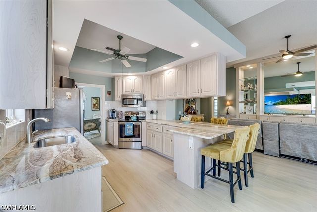 3204 Benicia CT, Naples, FL 34109