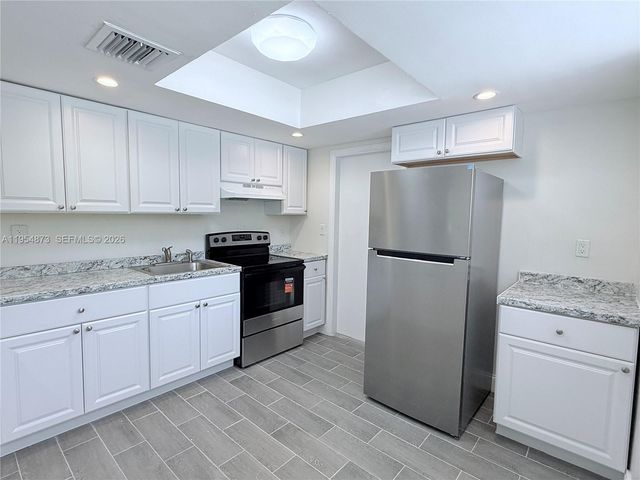 2470-2472 NE 182nd Terrace, North Miami Beach, FL 33160