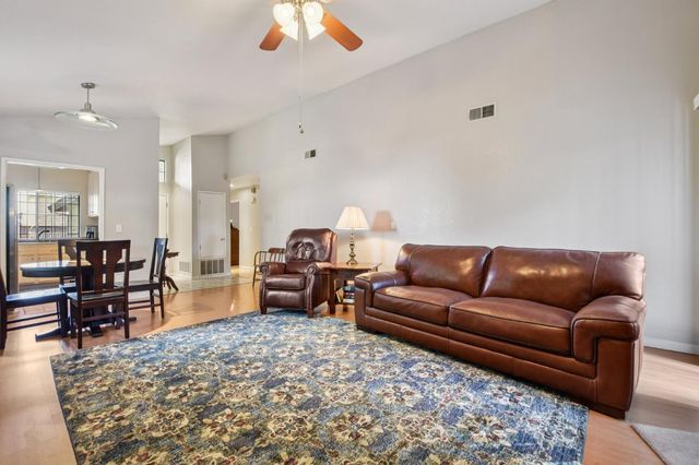 3577 Del Sol Way, Sacramento, CA 95834