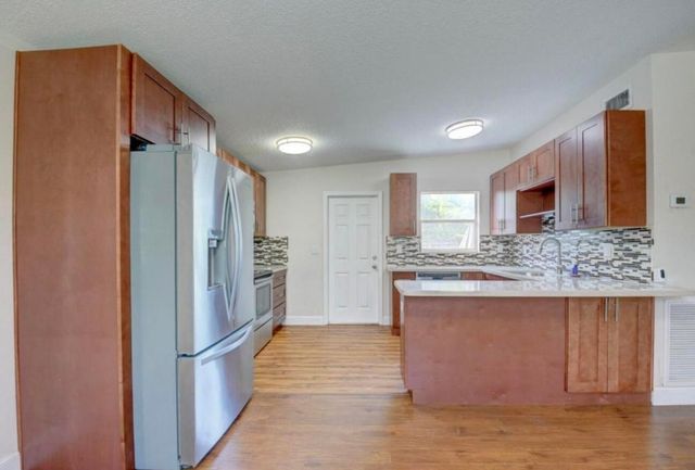 612 Hibiscus Drive, Royal Palm Beach, FL 33411