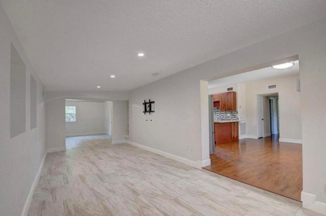 612 Hibiscus Drive, Royal Palm Beach, FL 33411