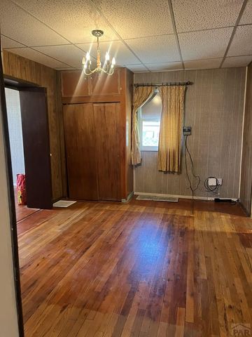 1806 E 3rd St, Pueblo, CO 81001