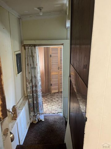 1806 E 3rd St, Pueblo, CO 81001