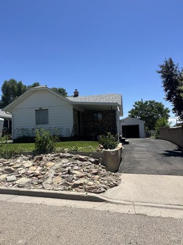 1806 E 3rd St, Pueblo, CO 81001