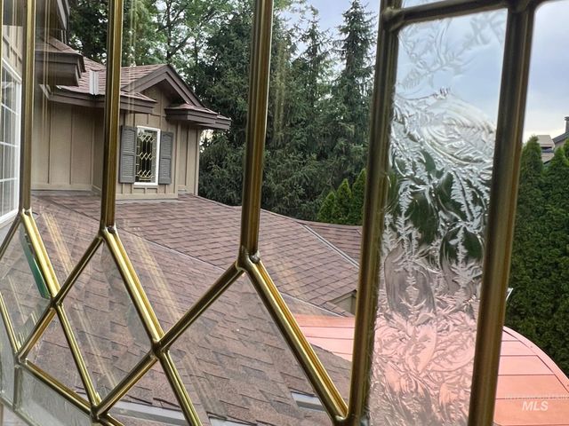 8657 W Creekrun Way, Boise, ID 83714