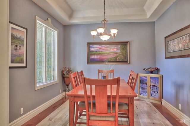 8657 W Creekrun Way, Boise, ID 83714