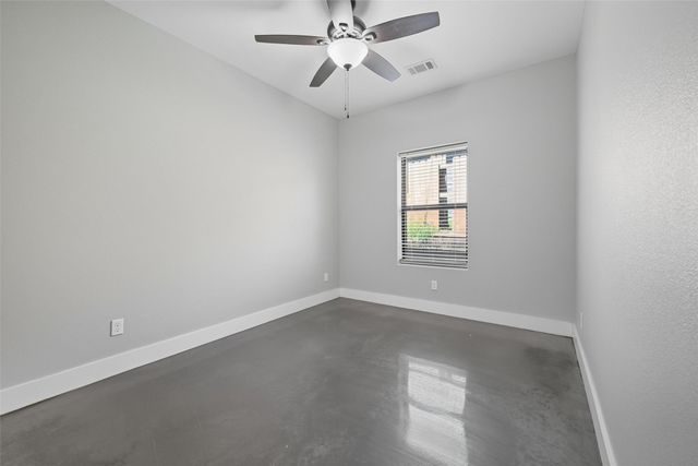 610 E Shepherd Street, Denison, TX 75021