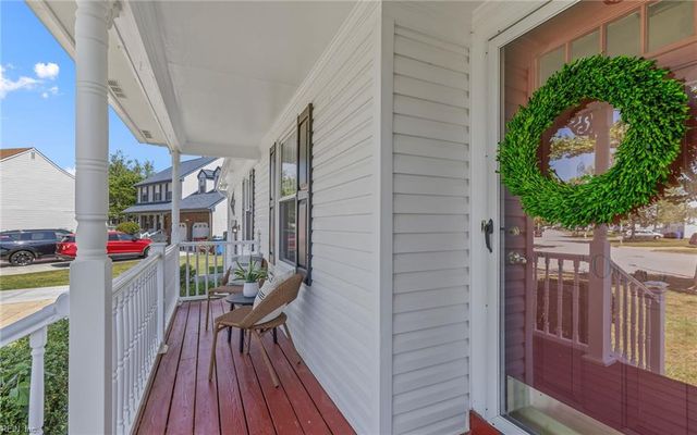 1000 York DR, Chesapeake, VA 23320