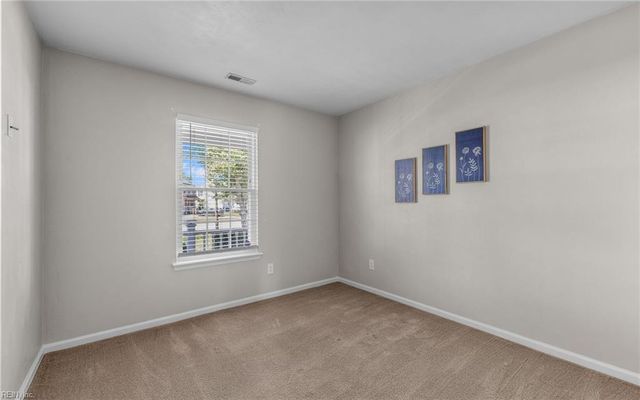 1000 York DR, Chesapeake, VA 23320