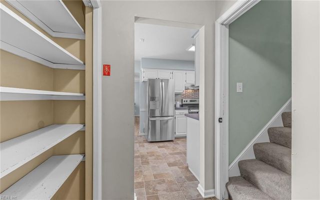 1000 York DR, Chesapeake, VA 23320