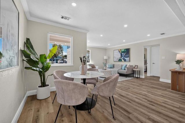 586 Borregas Avenue, Sunnyvale, CA 94085