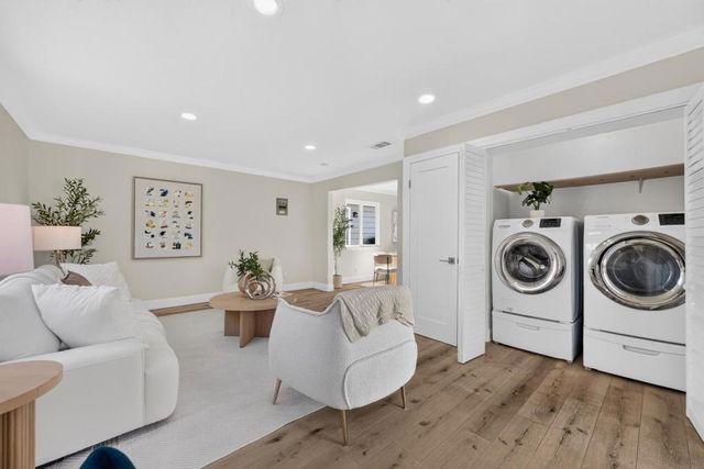 586 Borregas Avenue, Sunnyvale, CA 94085