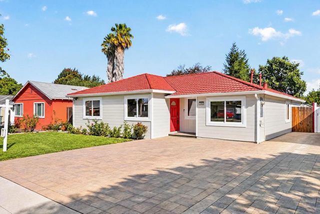 586 Borregas Avenue, Sunnyvale, CA 94085