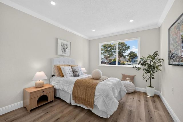586 Borregas Avenue, Sunnyvale, CA 94085