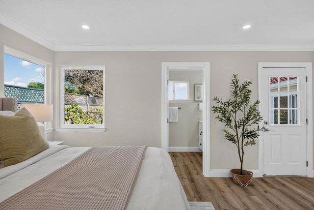 586 Borregas Avenue, Sunnyvale, CA 94085