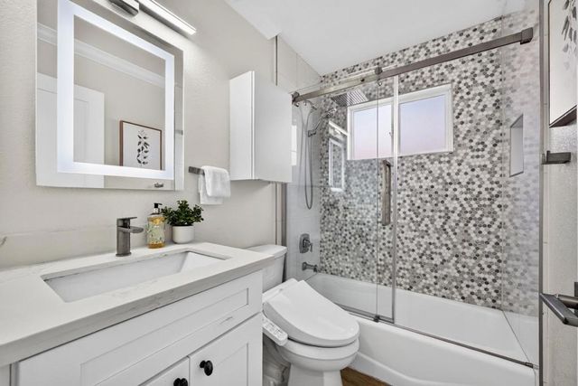 586 Borregas Avenue, Sunnyvale, CA 94085