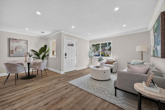 586 Borregas Avenue, Sunnyvale, CA 94085
