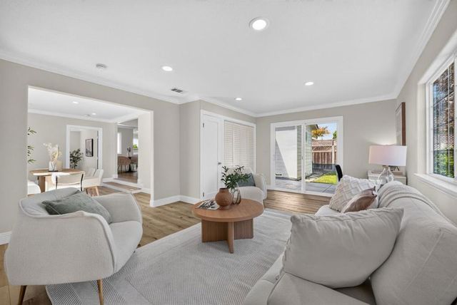 586 Borregas Avenue, Sunnyvale, CA 94085