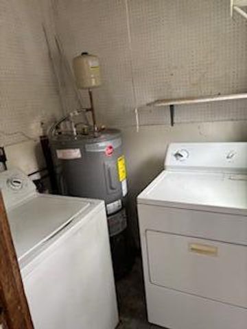 726 W 728 West State Line Road, Rossville, GA 30741