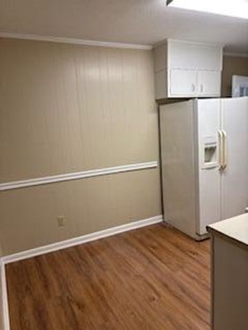 726 W 728 West State Line Road, Rossville, GA 30741