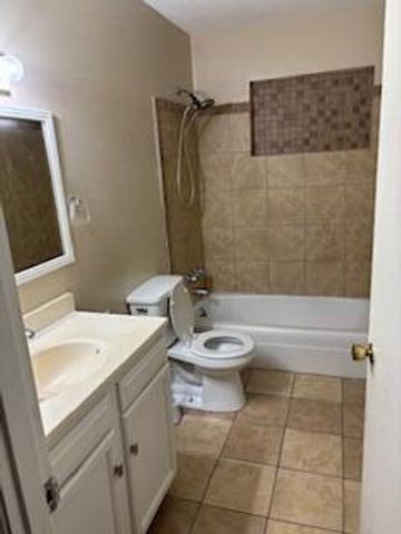 726 W 728 West State Line Road, Rossville, GA 30741