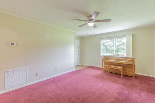 726 W 728 West State Line Road, Rossville, GA 30741