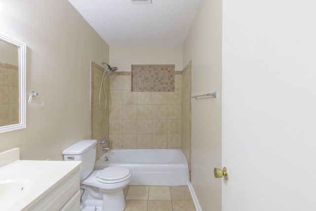726 W 728 West State Line Road, Rossville, GA 30741