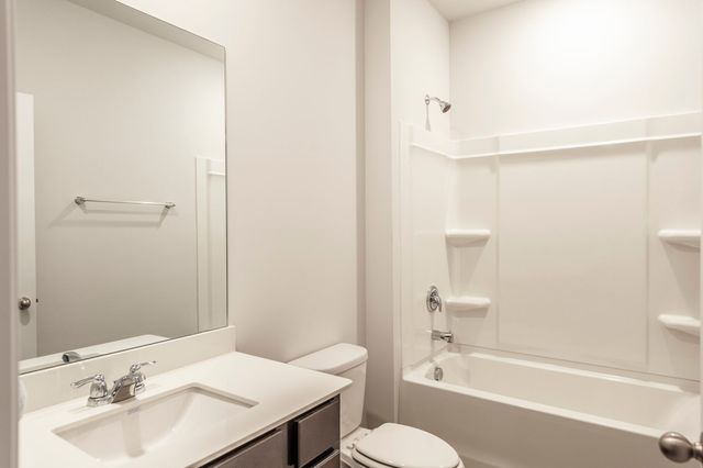 2207 Knox Ln, White House, TN 37188