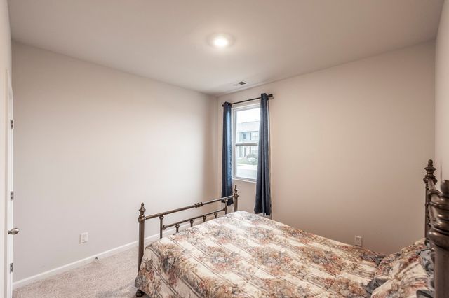 2207 Knox Ln, White House, TN 37188