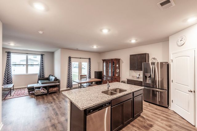 2207 Knox Ln, White House, TN 37188