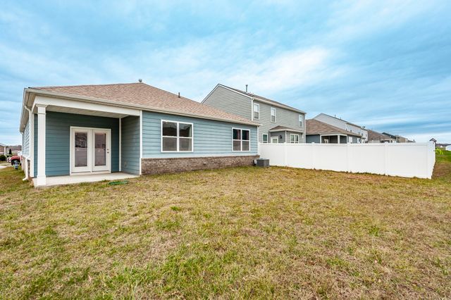 2207 Knox Ln, White House, TN 37188