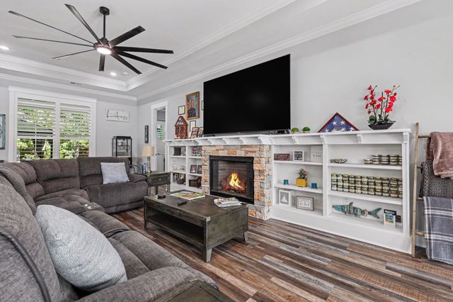 2612 Henagan Ln., Myrtle Beach, SC 29588