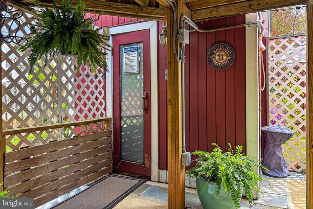 7052 WARDELL ST, Annandale, VA 22003