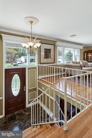 7052 WARDELL ST, Annandale, VA 22003