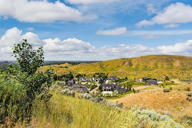3597 N Scenic Ridge Lane, Boise, ID 83714