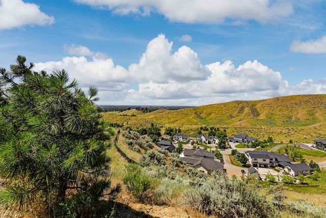 3597 N Scenic Ridge Lane, Boise, ID 83714