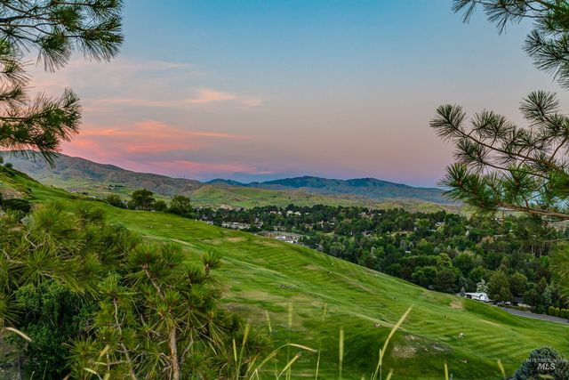 3597 N Scenic Ridge Lane, Boise, ID 83714