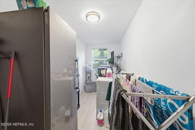 678 LINWOOD Avenue, Jacksonville, FL 32206