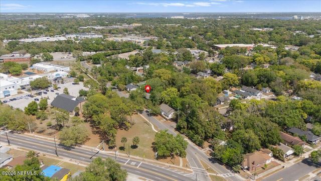 678 LINWOOD Avenue, Jacksonville, FL 32206