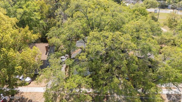 678 LINWOOD Avenue, Jacksonville, FL 32206