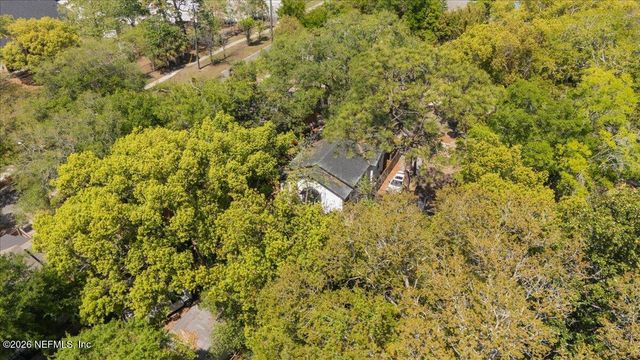 678 LINWOOD Avenue, Jacksonville, FL 32206