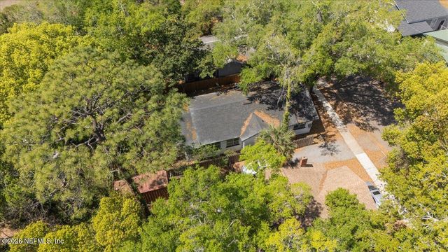 678 LINWOOD Avenue, Jacksonville, FL 32206