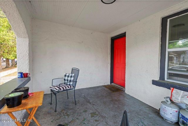 678 LINWOOD Avenue, Jacksonville, FL 32206