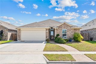 8002 Fort Griffen Dr, Corpus Christi, TX 78414