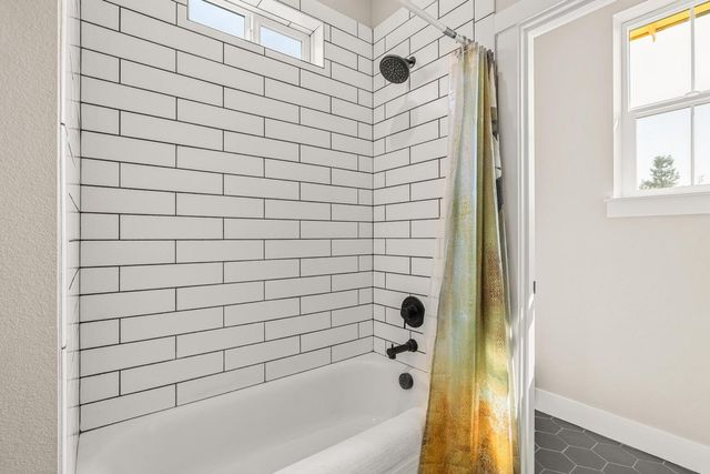 1112 N Wildflower Lane, Sisters, OR 97759