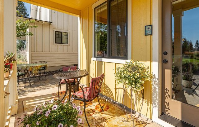 1112 N Wildflower Lane, Sisters, OR 97759