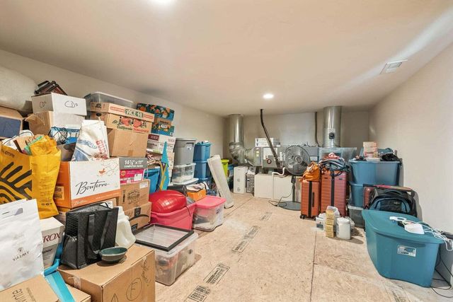 1112 N Wildflower Lane, Sisters, OR 97759