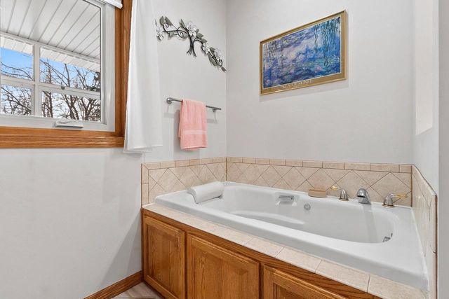 2875 BRISTOL MOUNTAIN TRAIL, Green Bay, WI 54313